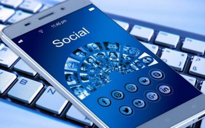 Komoly biztonsági kockázatokkal jár a munkahelyi Facebookozás