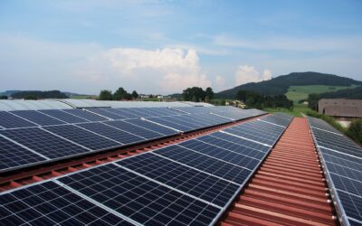 Többen is áramkimaradásokra készülnek: felértékelődött a napelemek energiatárolási képessége