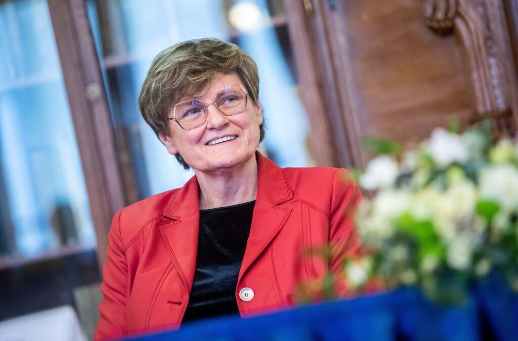Karikó Katalin nevével árulnak körömgombás készítményt