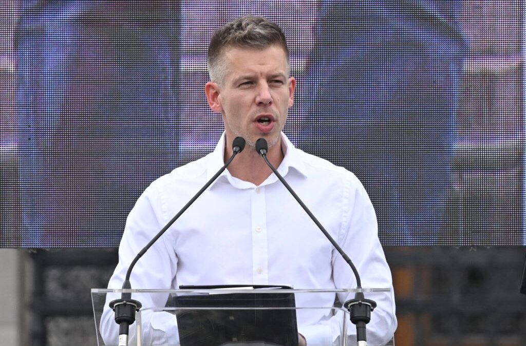 Magyar Péter az első partizán Orbán ellen