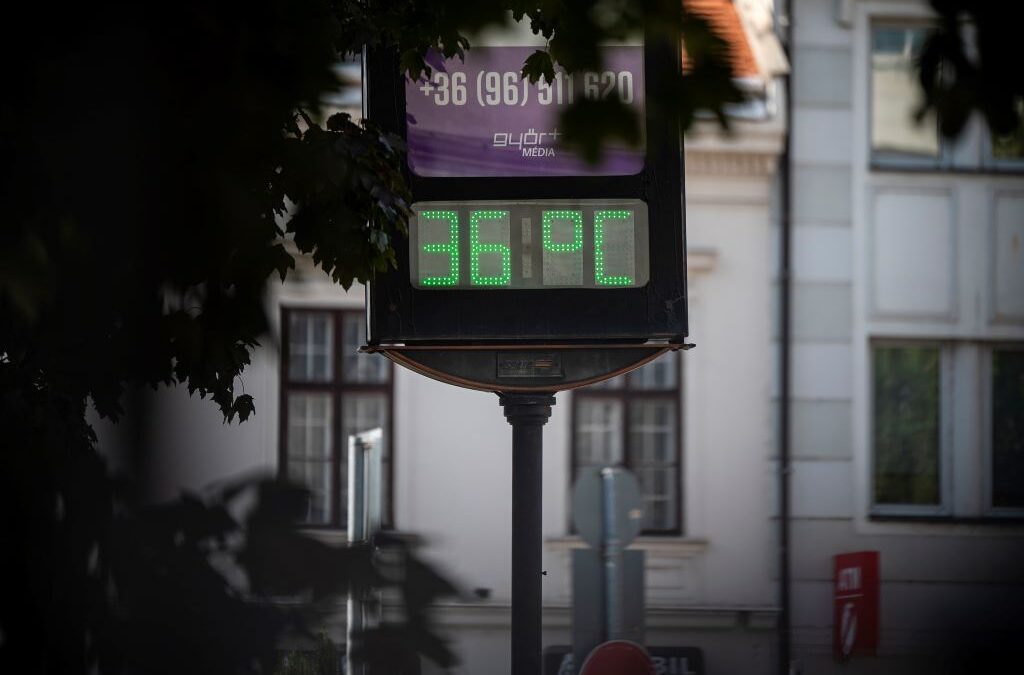 Negyedik napja dőlnek meg a melegrekordok