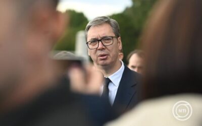 A szerb elnök jóváhagyta a kötelező sorkatonai szolgálat visszaállítását