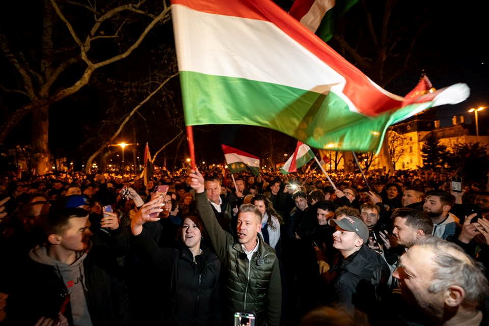 Magyar Péter: A Tisza visszaadja az önkormányzatok jogköreit és forrásait, hazahozza az uniós támogatásokat